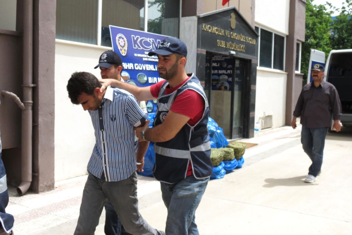 Malatya\'da 350 Kilo Esrar Ele Geçirildi