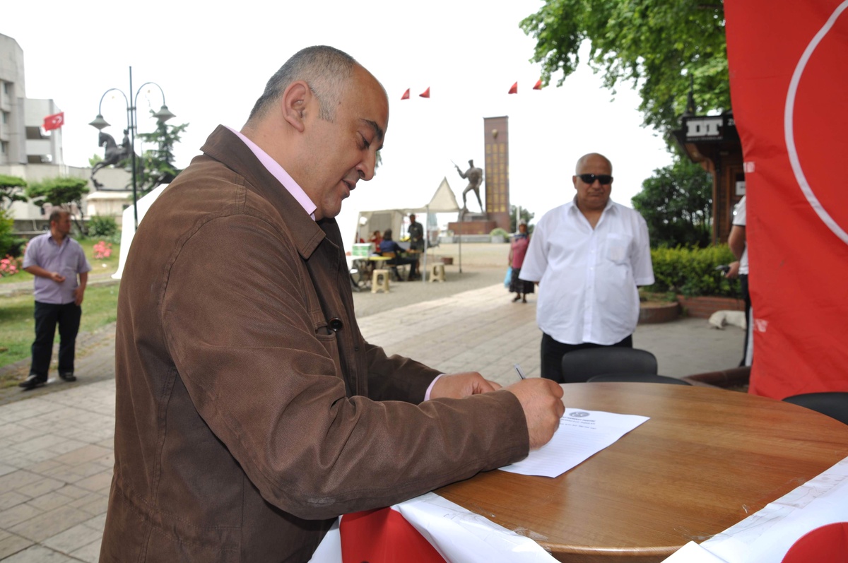 MHP\'den, "Zonguldak İçin Bir Fikrim Var" Standı