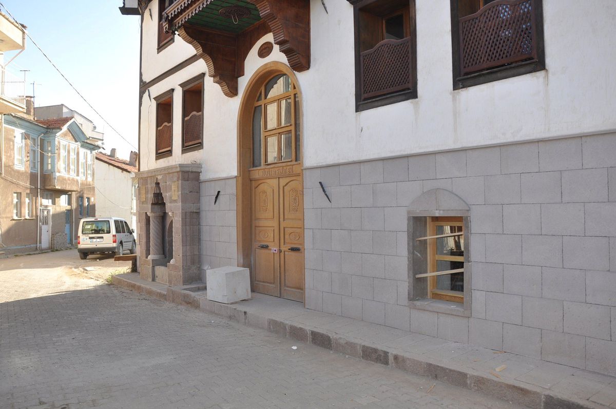 Sandıklı Kültür Evi Restorasyon Çalışmaları Durduruldu
