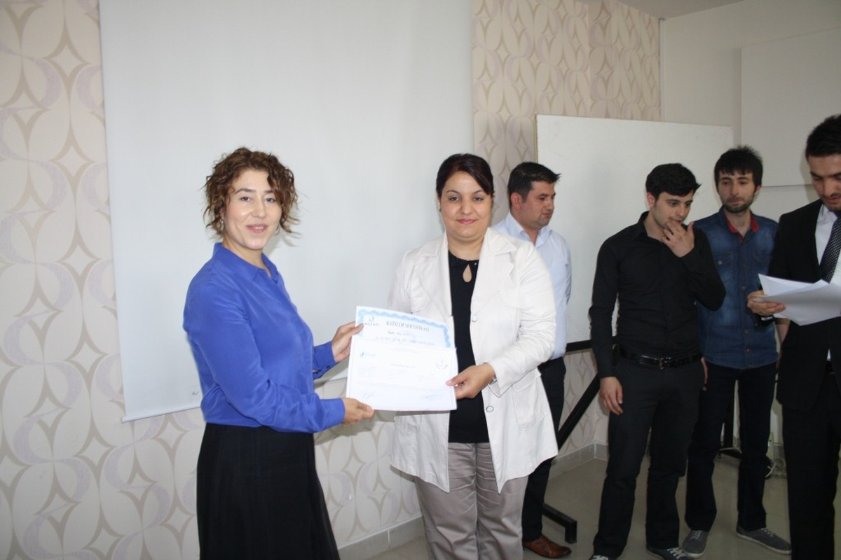Aksaray\'ad Kursiyerler Sertifikalarını Aldı
