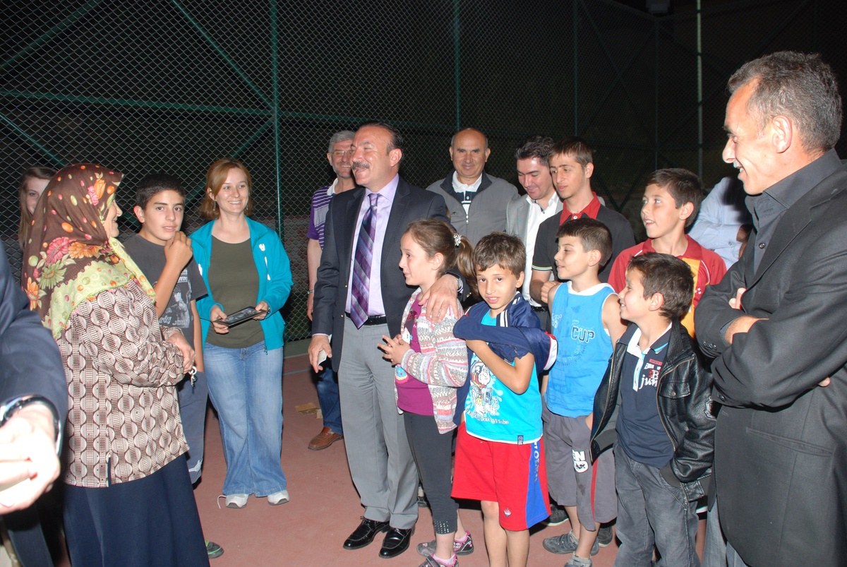 Başkan Doğan Turgut Mahallesini Ziyaret Etti