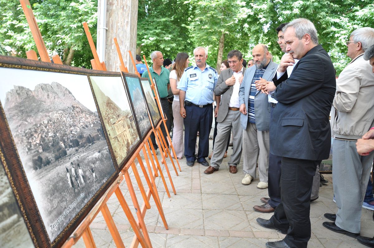 "Bir Zamanlar Kozan" Sergisi Açıldı