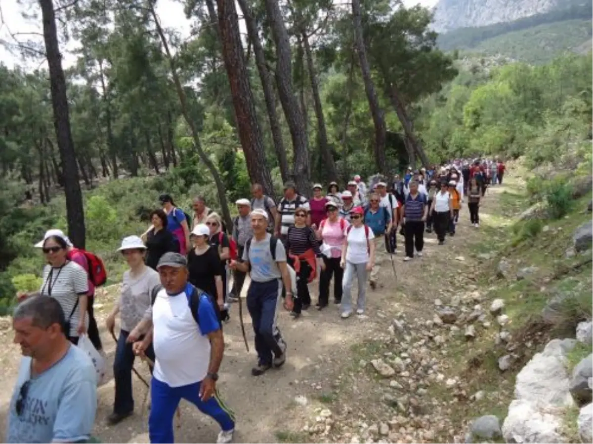 Doğa Severler 9 Kilometre Yürüyecek