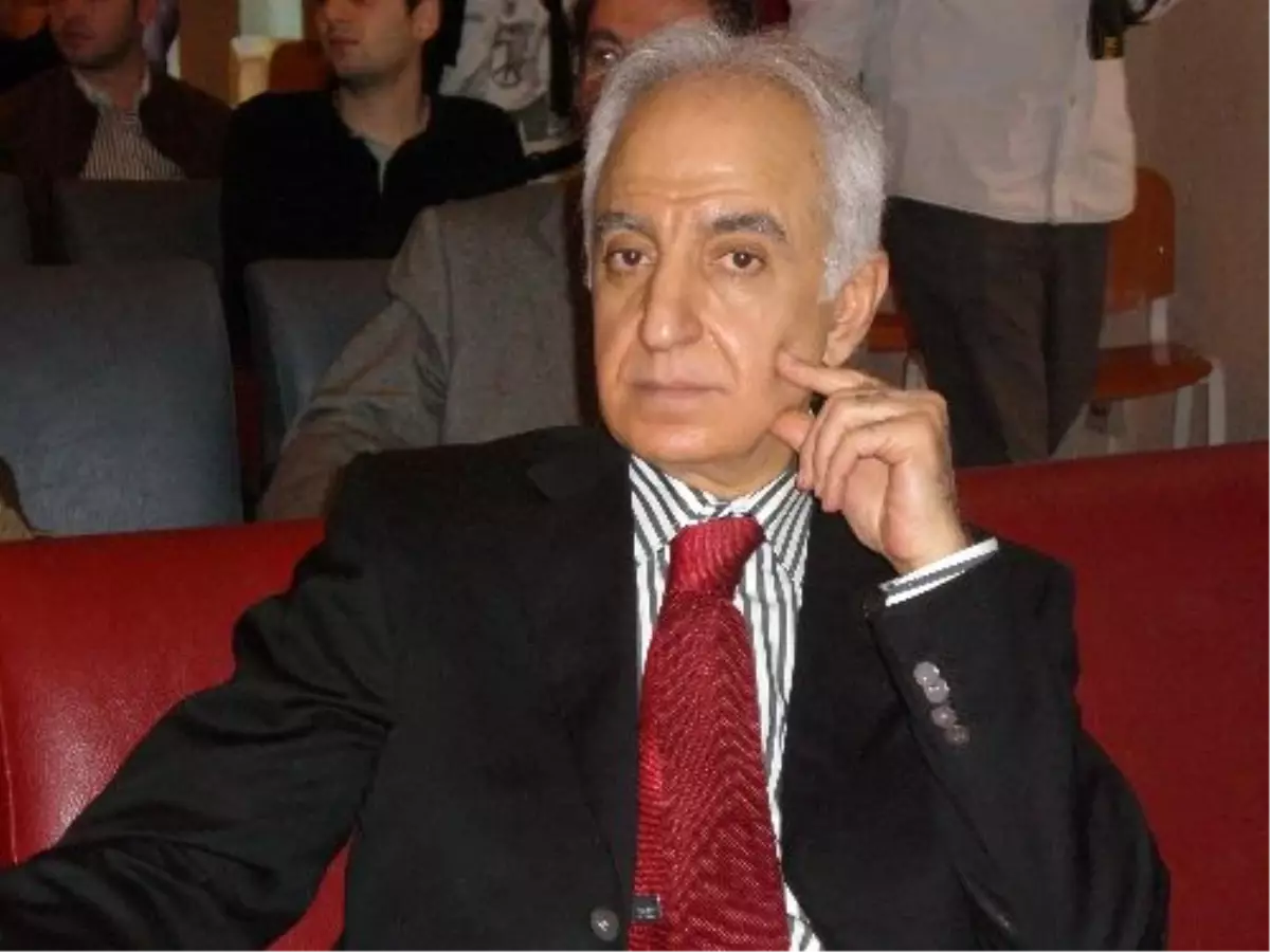 Kamu Başdenetçisi Ömeroğlu, Gazetecilerle Bir Araya Geldi