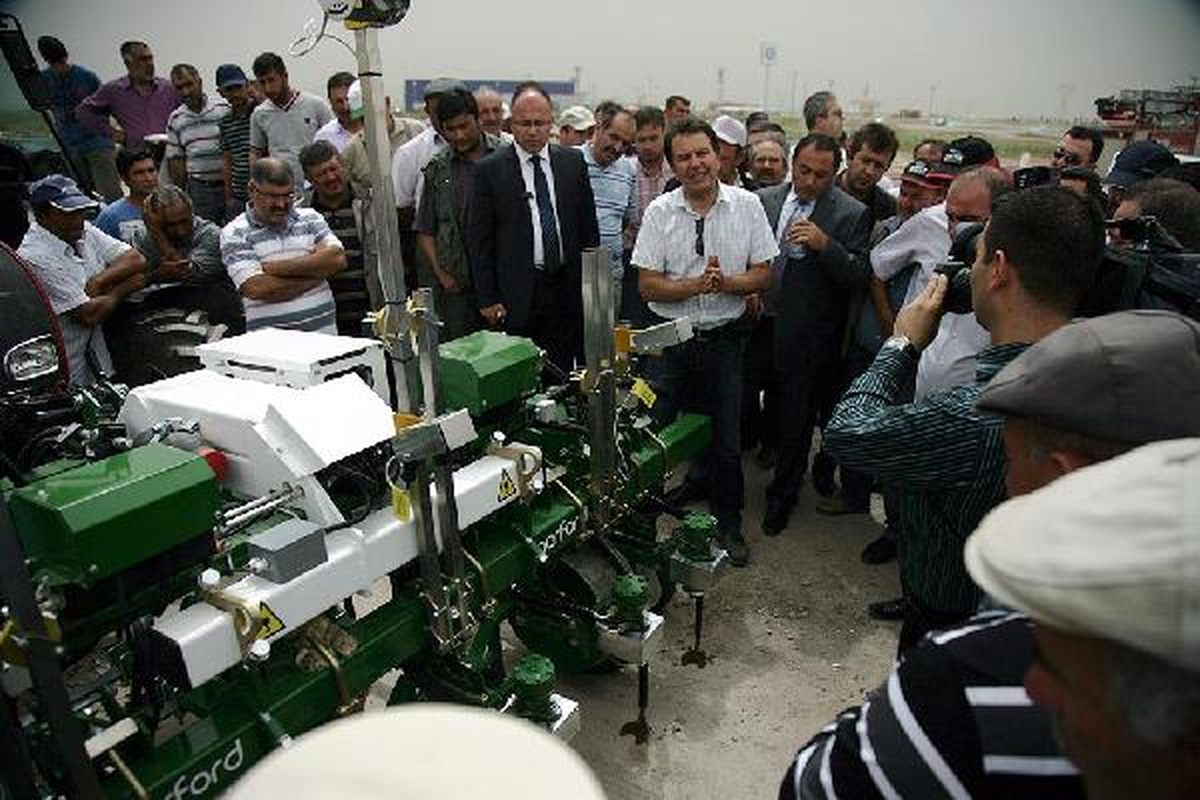 Kayseri Şeker, Bilgisayar ve Kamera Sistemli Çapalama Makinesi Tanıttı
