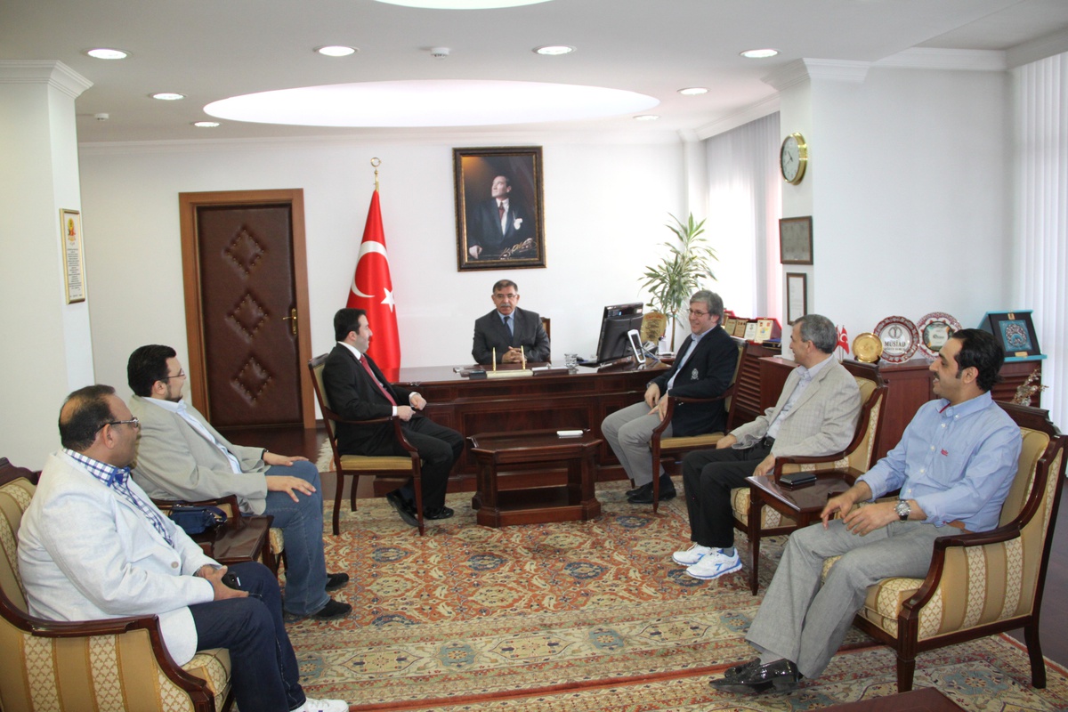 Kuveytli Gazetecilerden, Vali Yılmaz\'a Ziyaret