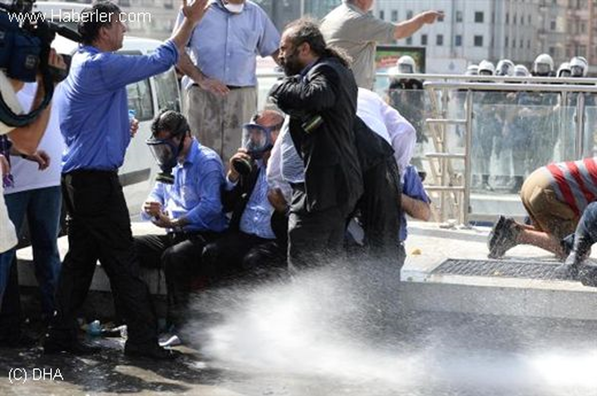 Taksim\'deki Olaylar Sürüyor