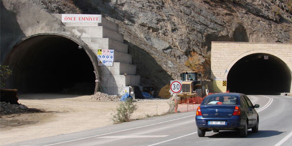 En Çok Tünel Doğu Karadeniz Bölgesi'ne Yapıldı