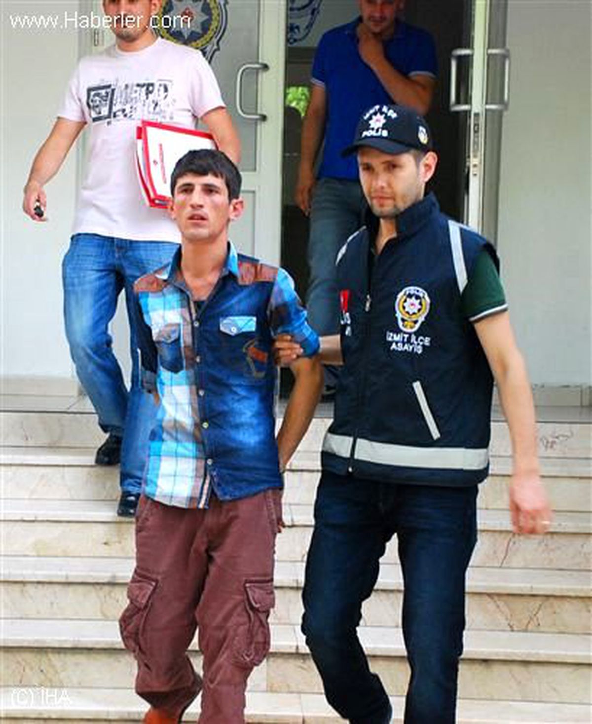 Uyuşturucu Satıcısı Polise Yakalandı