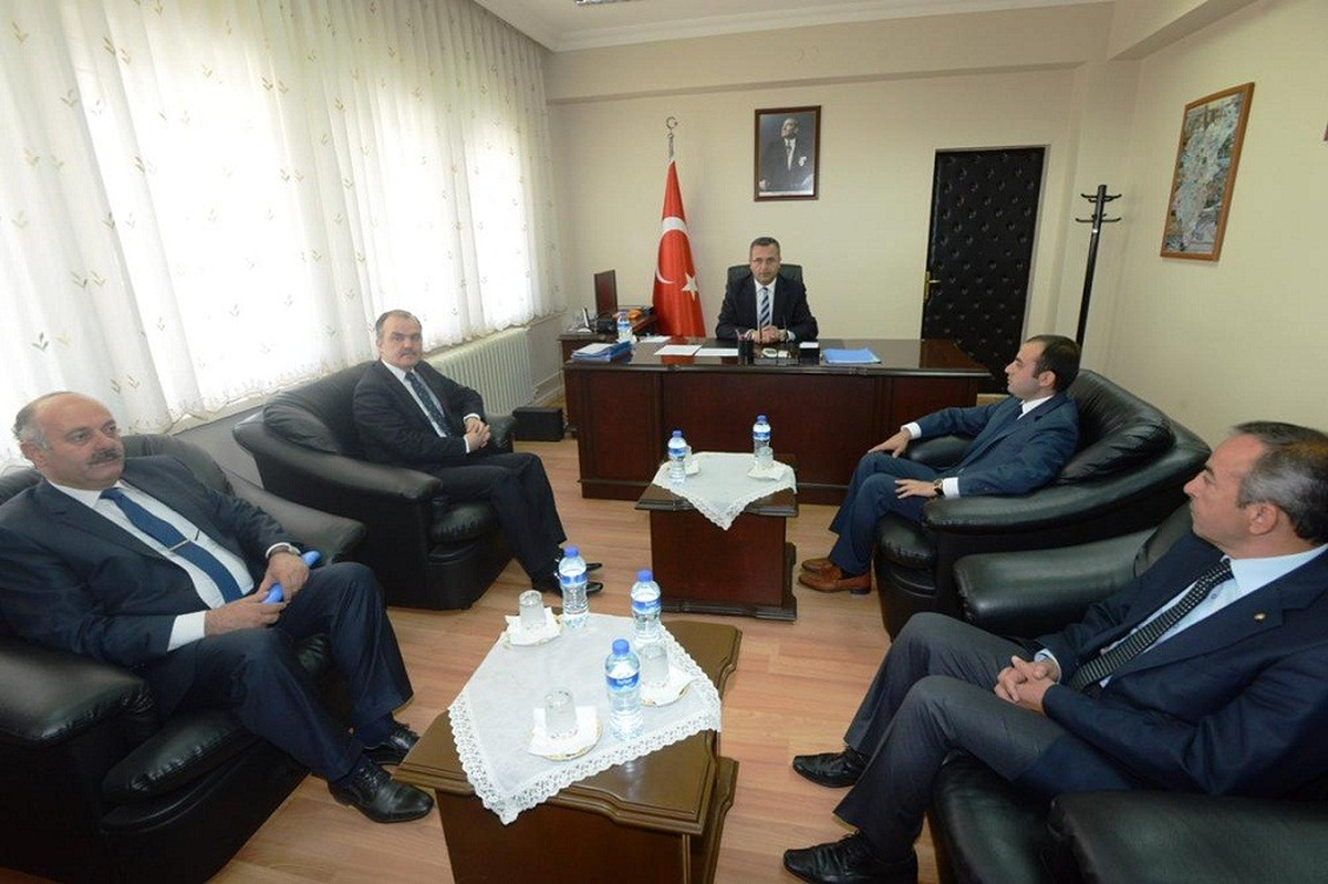 Vali Demir Güney\'de İncelemelerde Bulundu