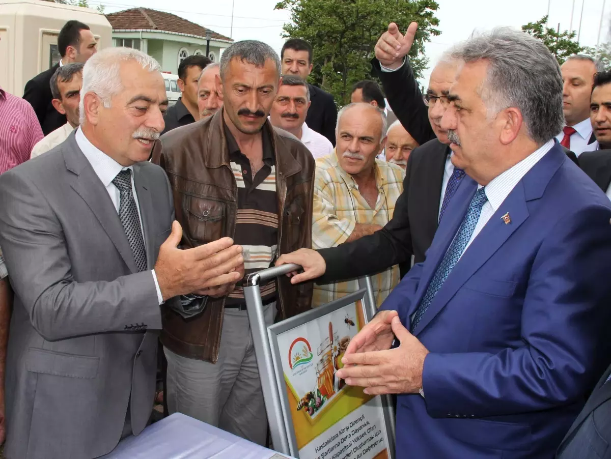 Bakan Yazıcı\'nın Rize Temasları