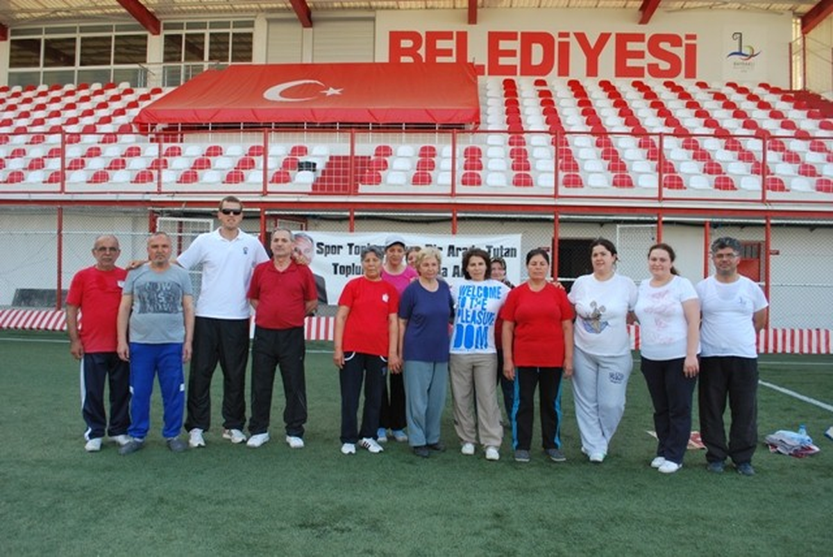 Başkan Karabağ\'dan Sağlıklı Yaşam Sporuna Destek