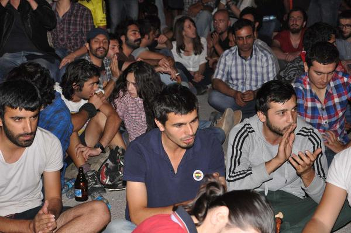 Denizli\'de Sabaha Kadar Protesto