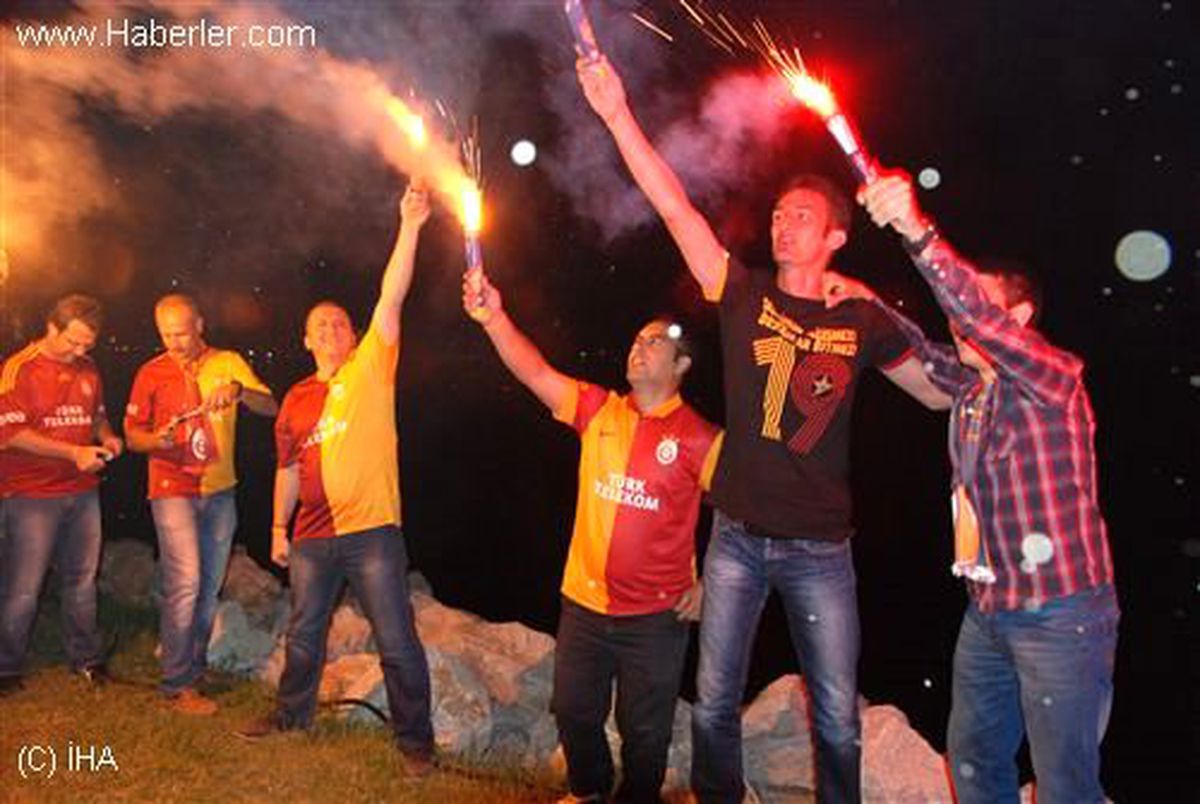 Galatasaraylılar Şampiyonluk Yemeğinde Buluştu