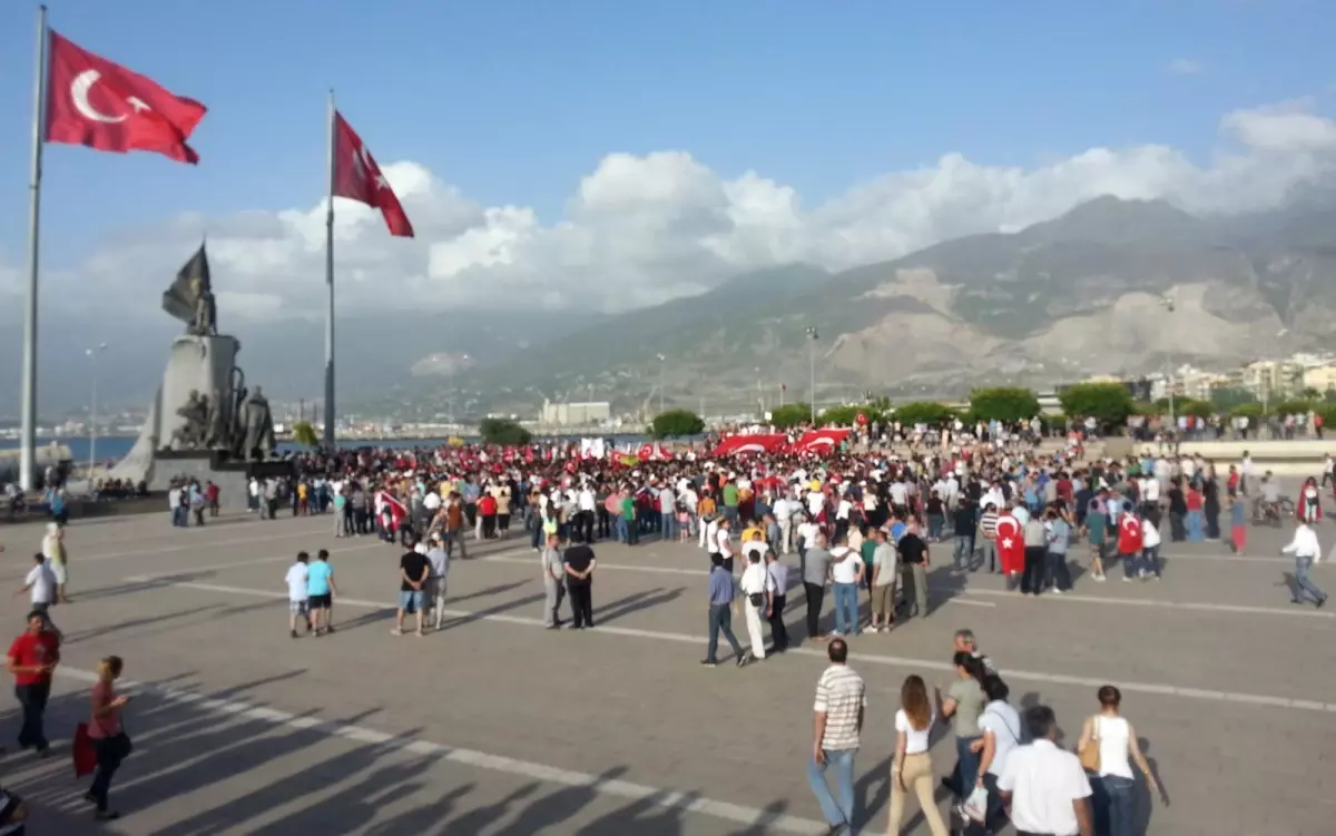 İskenderun\'da Gezi Parkı Gerginliği