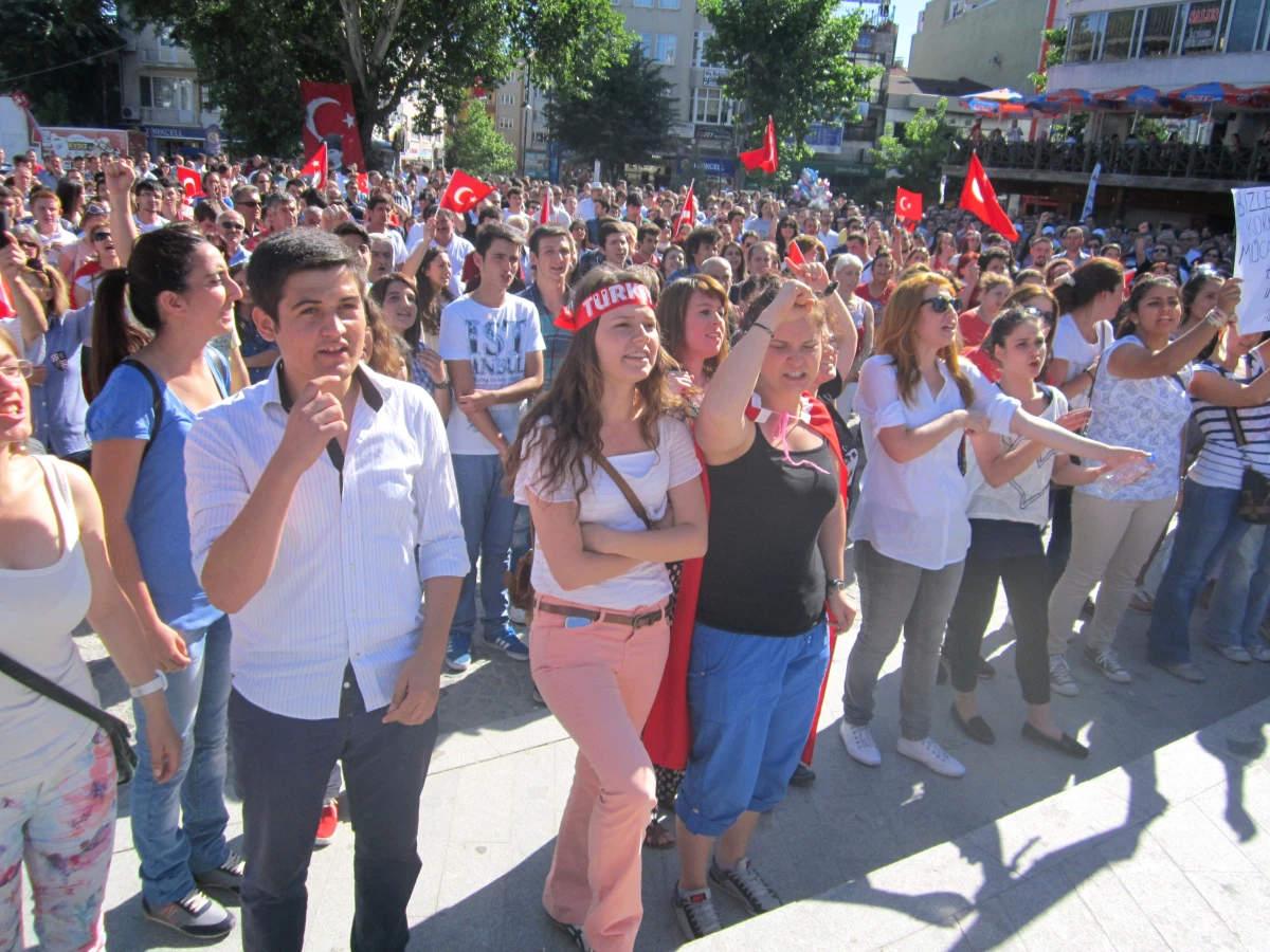 Lüleburgaz\'daki \'Gezi Parkı\' Yürüyüşüne Polis Engeli