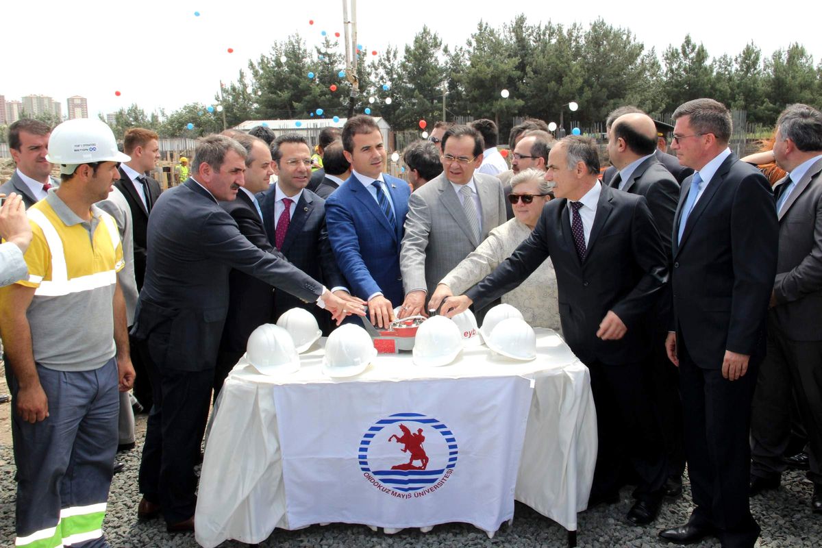 Omü\'de Temel Atma ve Açılış Törenleri