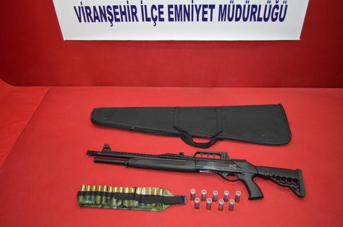Viranşehir\'de Tabanca ve Tüfek Ele Geçirildi