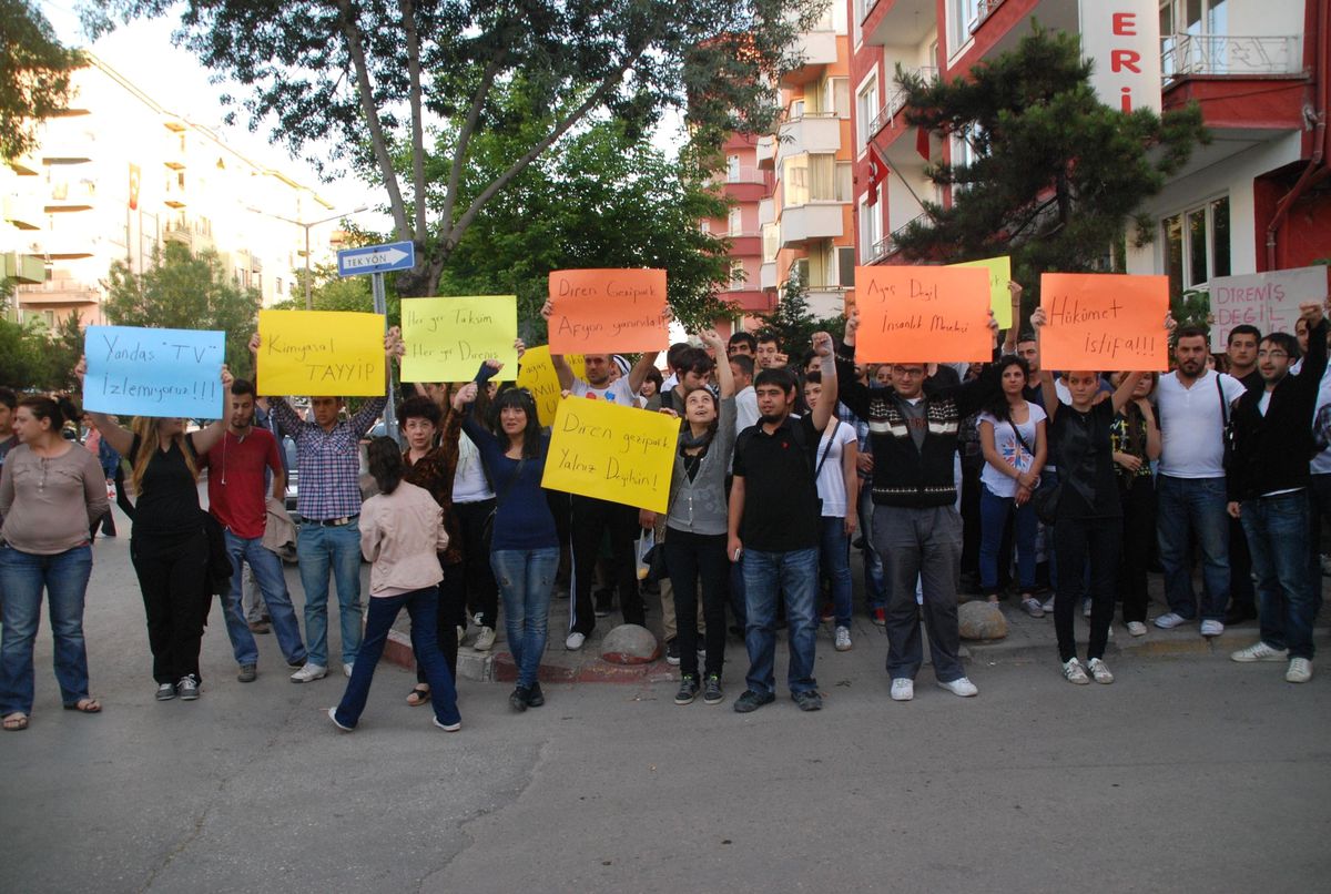 Afyonkarahisar\'da Taksim\'e Destek Eylemi