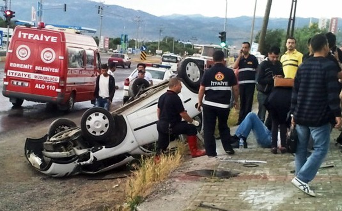 Askeri Personel Kaza Yaptı: 2 Yaralı