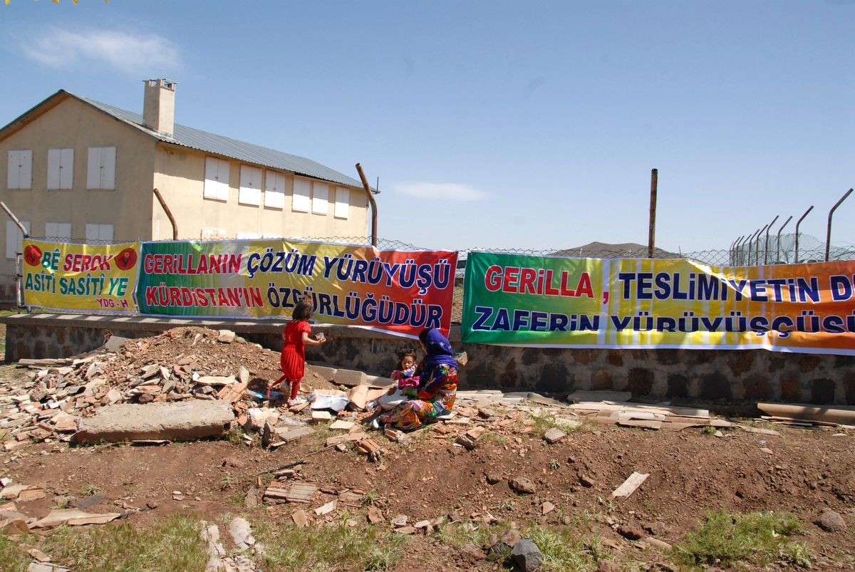 BDP Heyeti Karacadağ\'da
