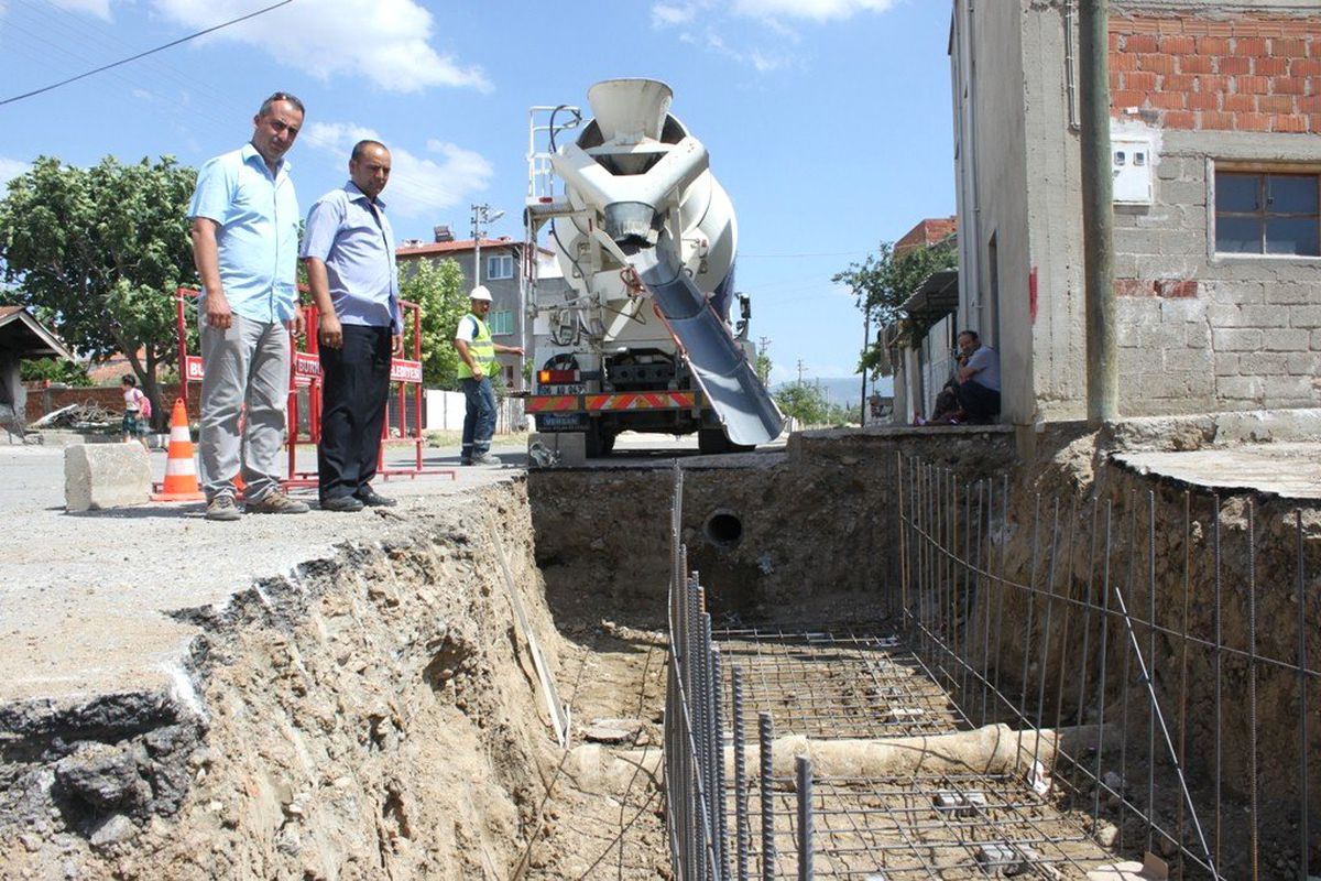 Burhaniye\'de Altyapı Seferberliği