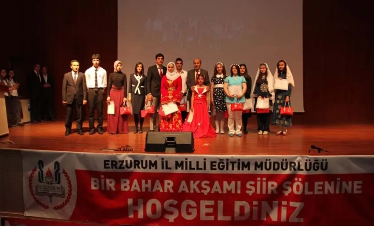 Şiir Okuma Yarışması İl Finali Yapıldı