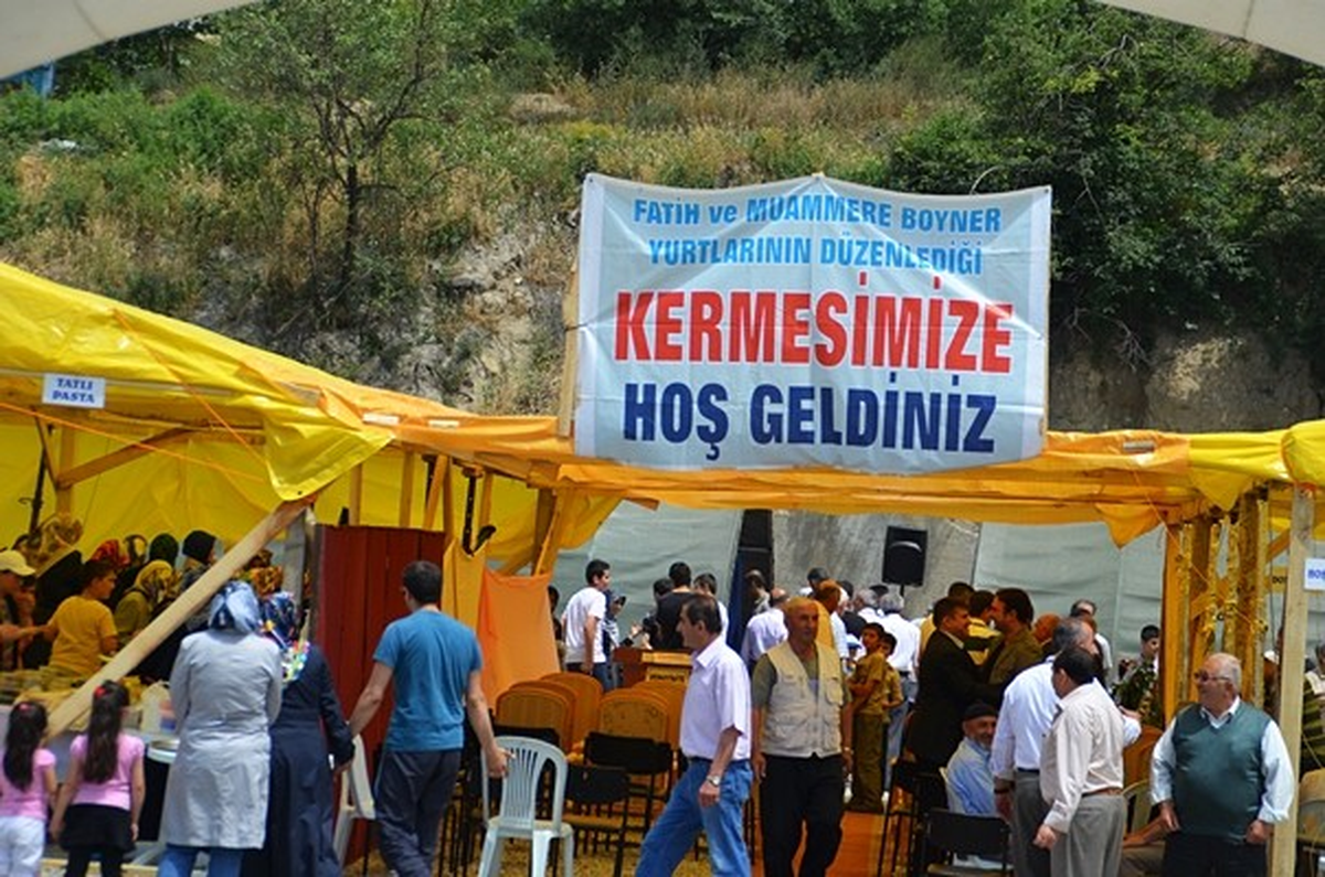 Tosya\'da İhtiyaç Sahibi Öğrenciler Yararına Kermes