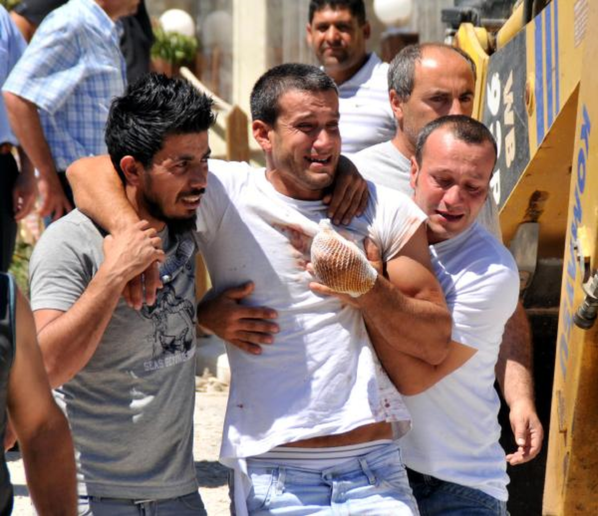 3 Yaşındaki Çocuk Babasının Gözü Önünde Öldü