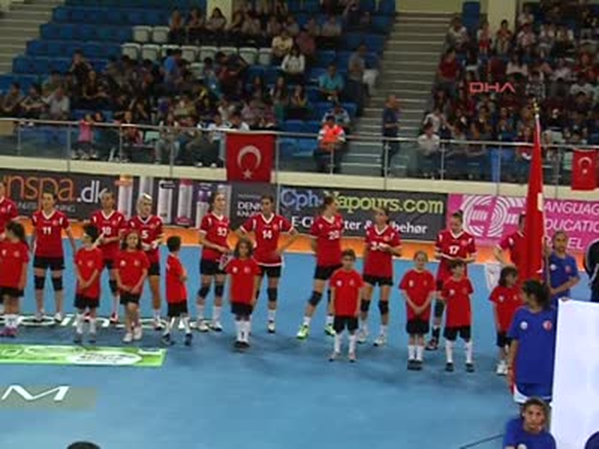 A Milli Bayan Hentbol Takımı Turu Zora Soktu