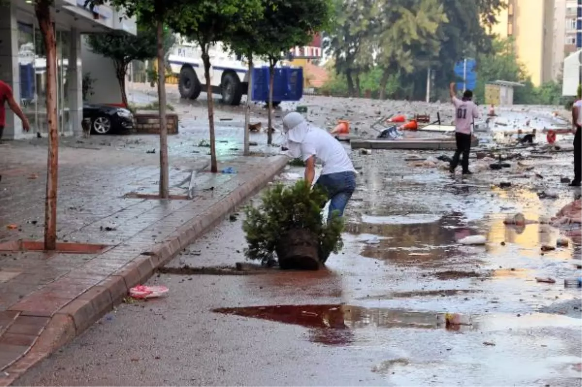 Adana\'da Gezi Parkı Eylemine 370 Gözaltı