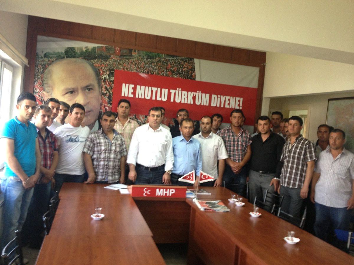 Geçici İşçiler MHP\'den Destek İstedi
