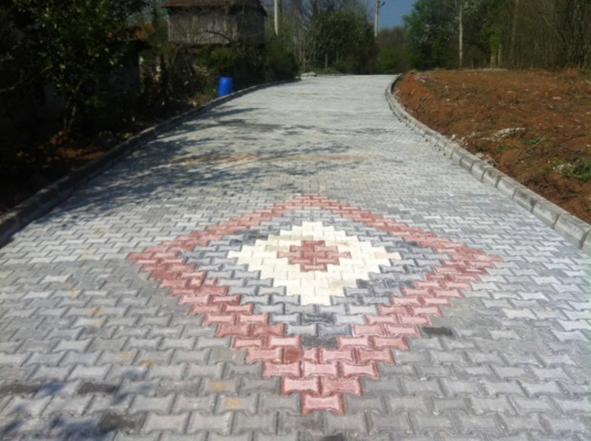 Kartepe\'de Yol Çalışmaları Sürüyor