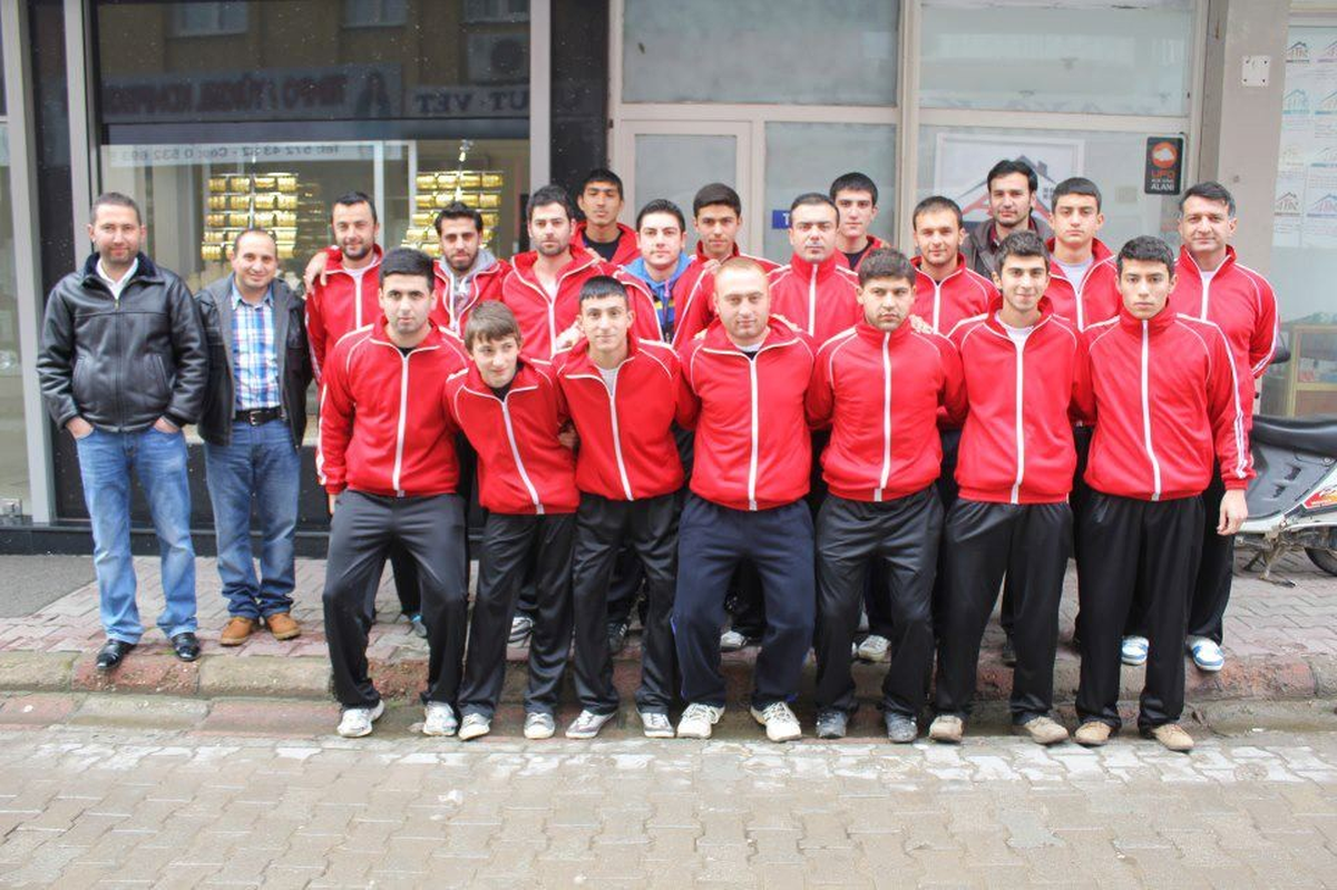 Kiraz, 1. Amatör\'e Yükseldi