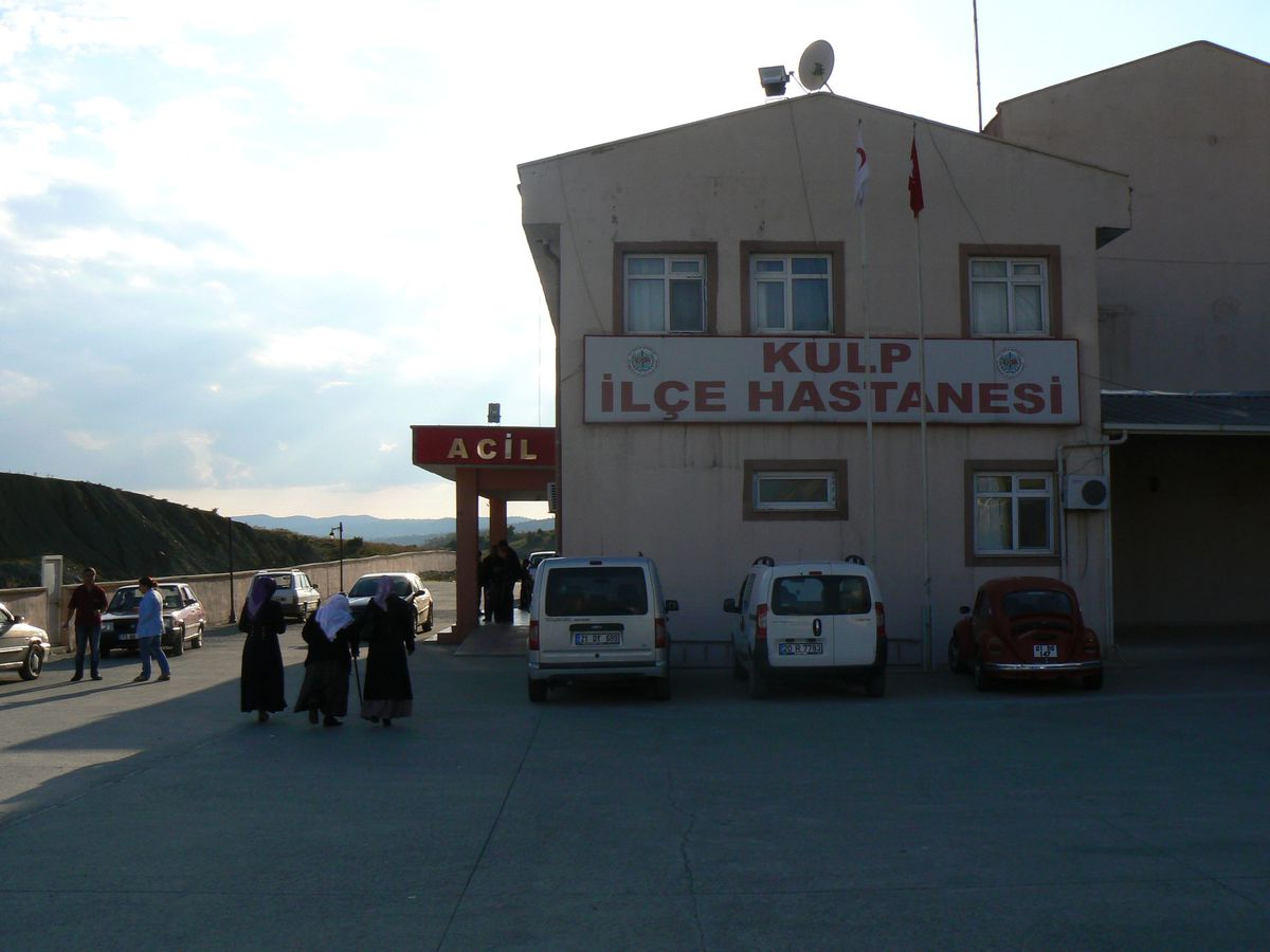 Dr. Emin Yayla, Kulp Devlet Hastanesi\'ne Atandı