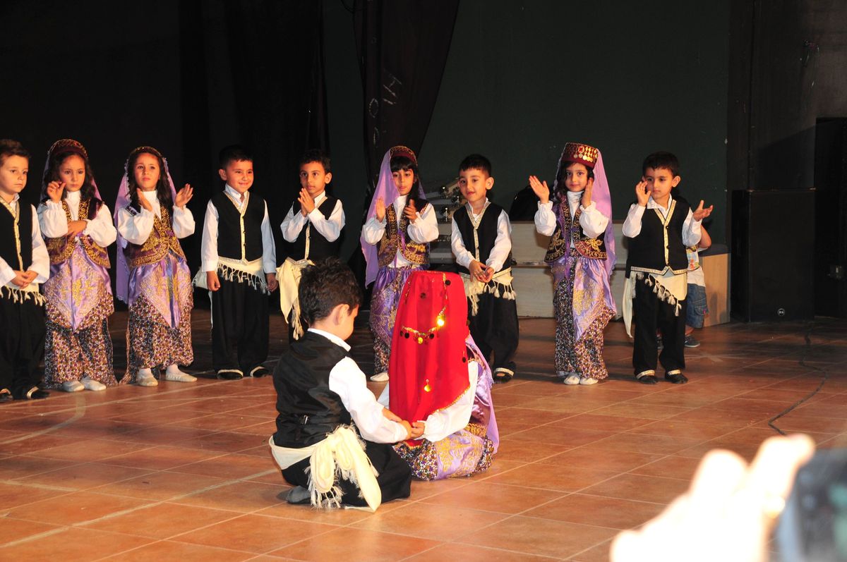 Öğrencilerden Davul Şov