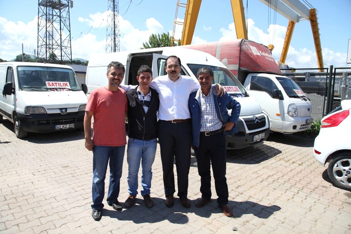 Bursa Caddesi\'ne Otoban Kalitesinde Asfalt
