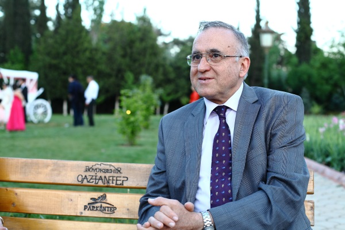 Dr. Asım Güzelbey Miraç Kandili Mesajı