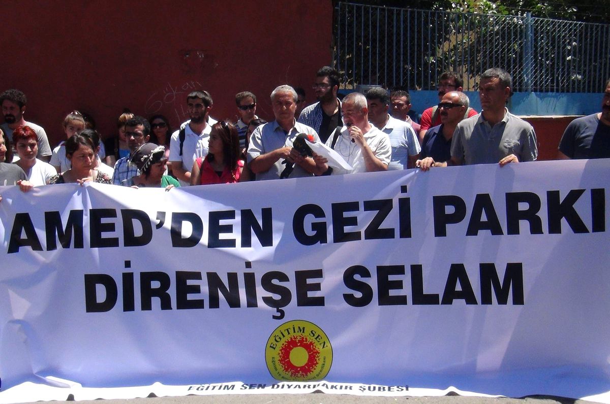 Eğitim-Sen\'den Gezi Parkı Protestosu