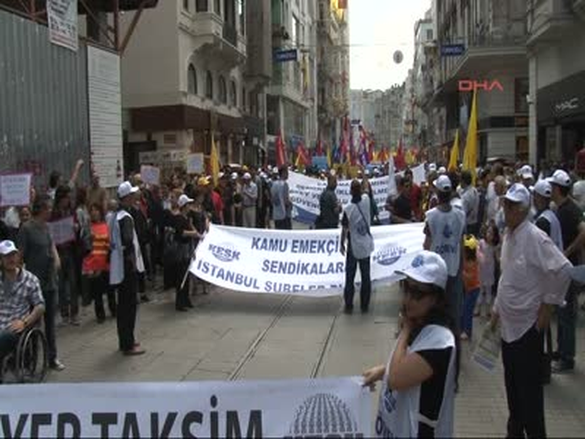 Greve Giden Kesk Gezi Parkı\'nda