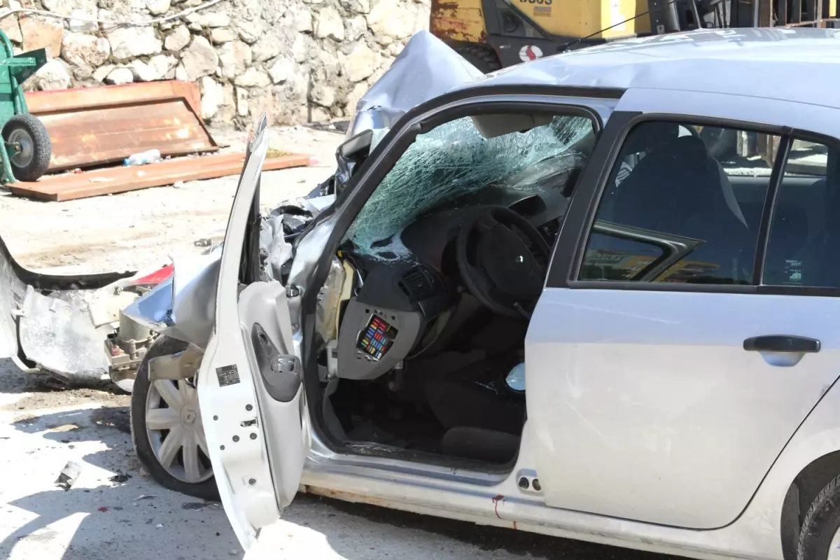 Hırsızlık Zanlısı Kaçarken Tırın Altına Girdi