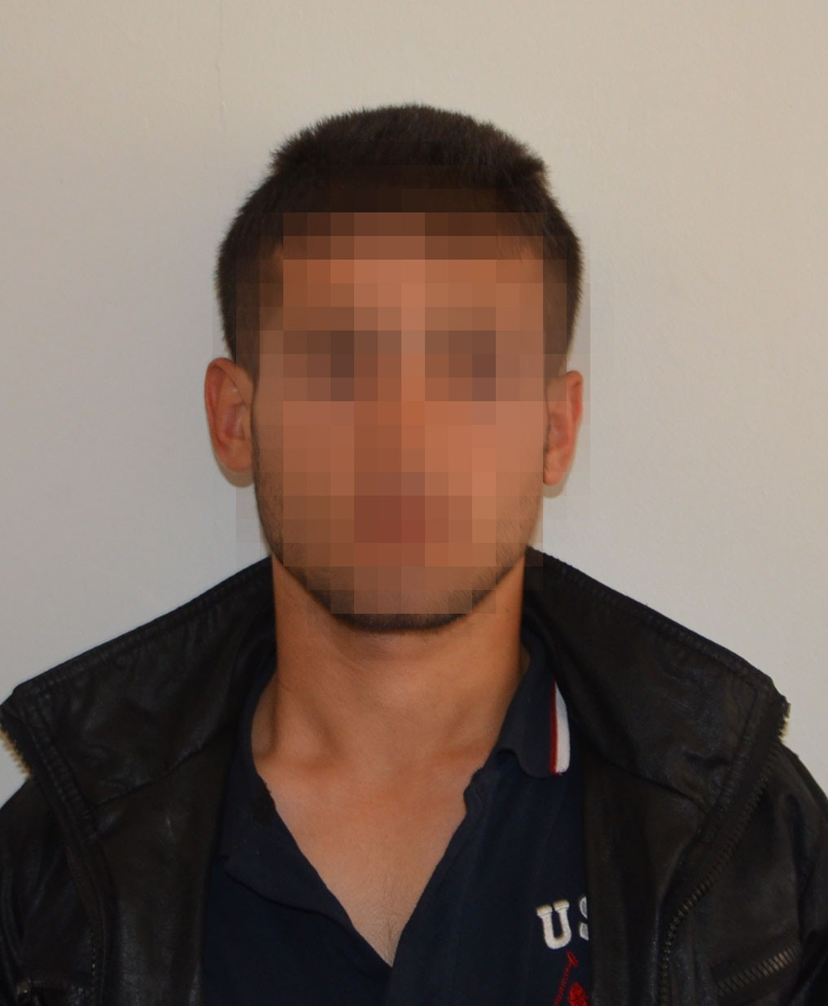 Kahvede İçki İçtiği İçin Kendisini İkaz Eden Amcasını Öldürdü