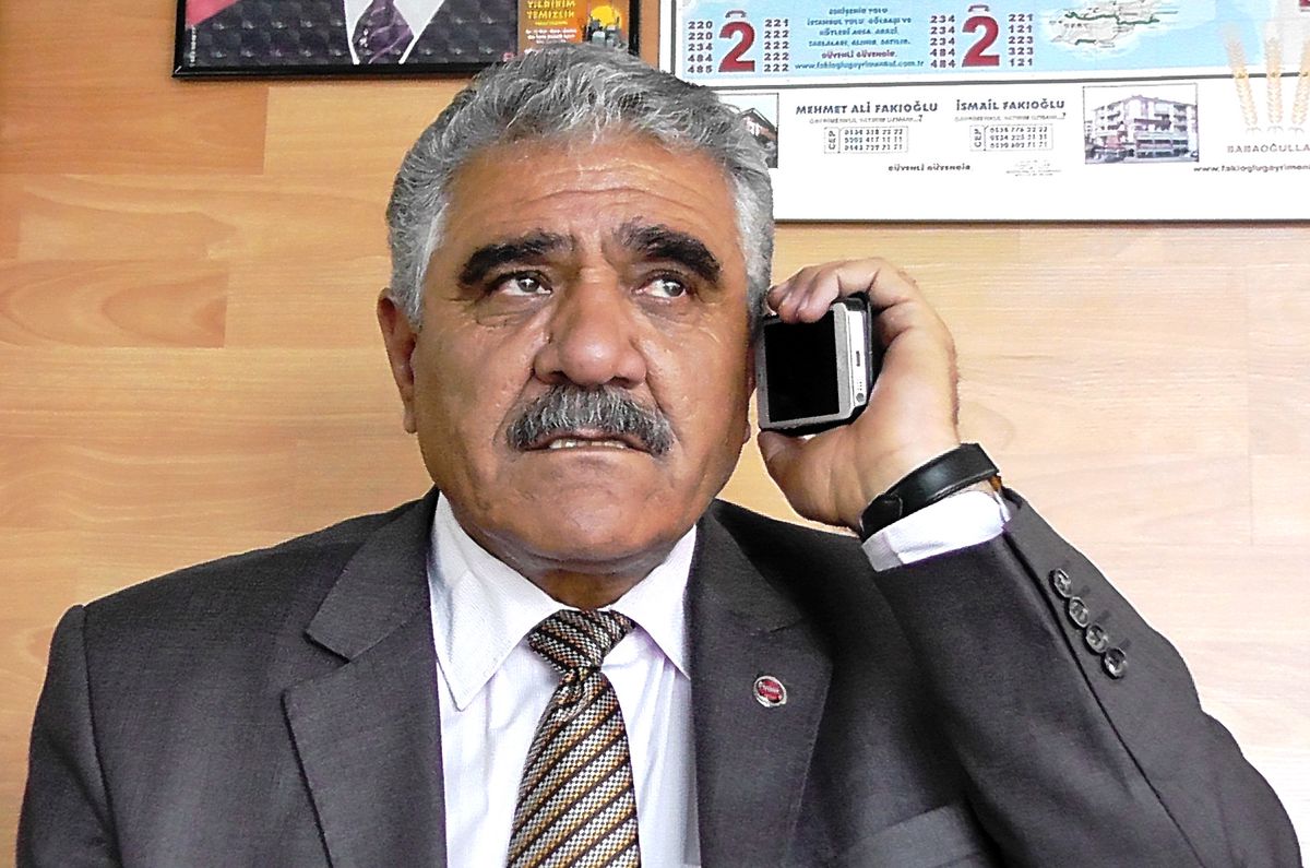Oda Başkanı Telefon Dolandırıcılarını Suçüstü Yakalattı