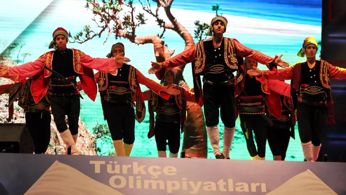 Ordu\'da Türkçe Olimpiyatı Coşkusu