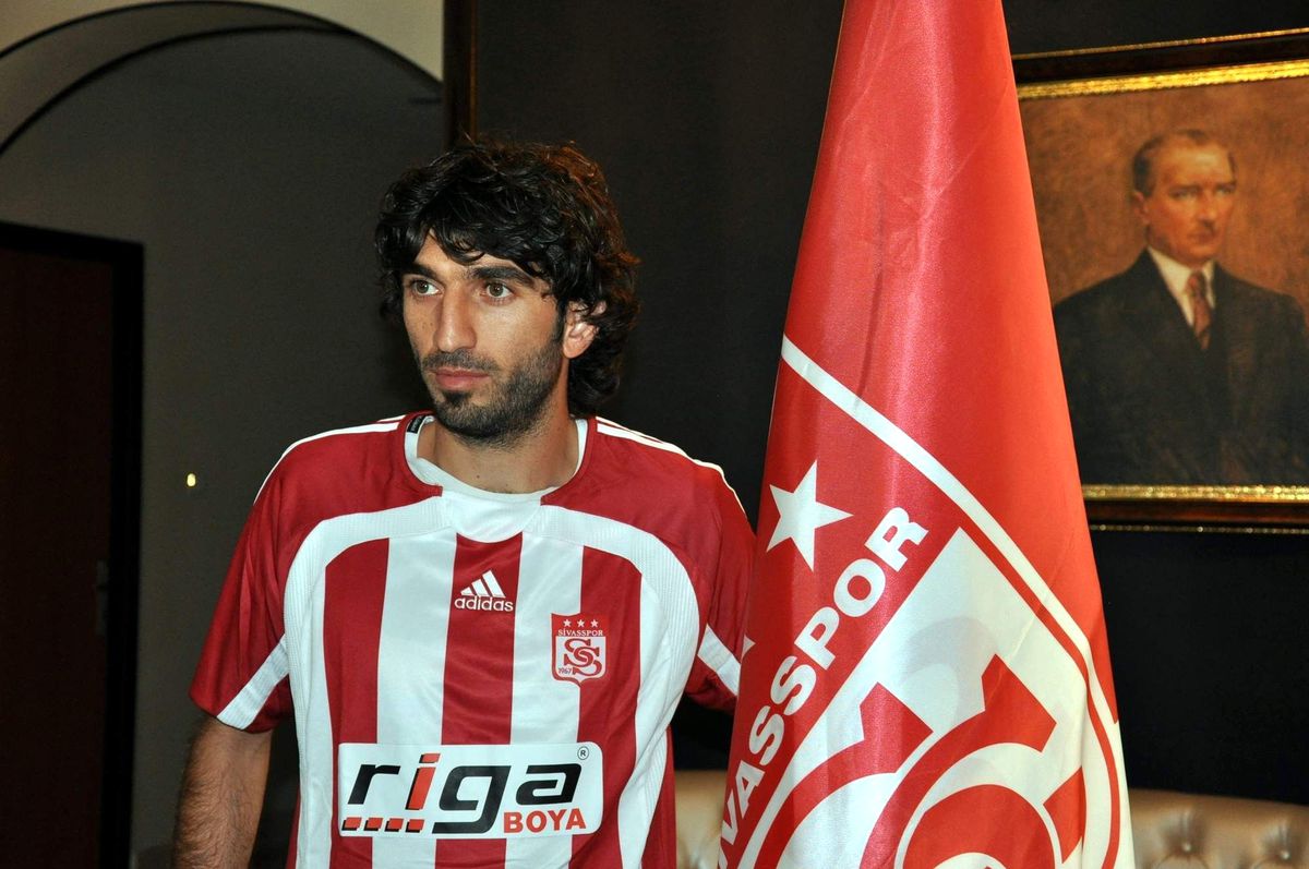 Sivasspor Burhan Eşer ile Anlaştı