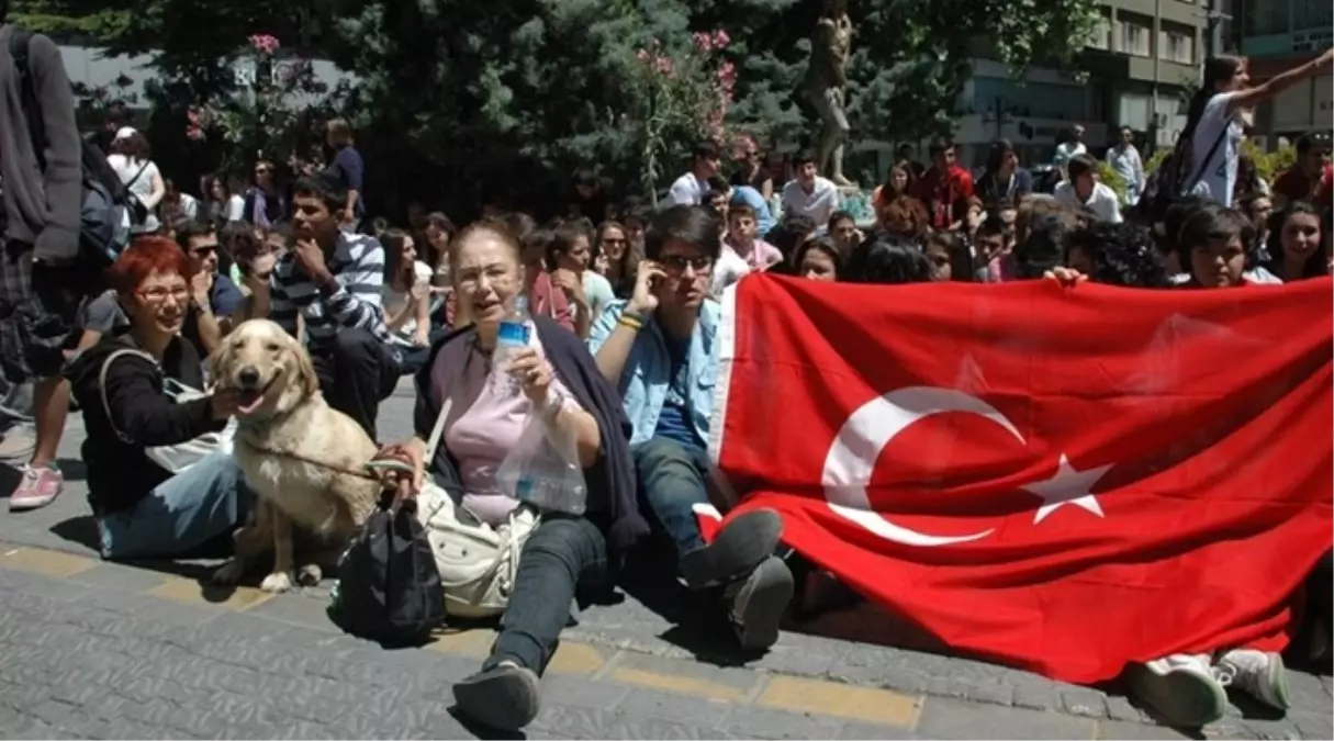 Taksim Gezi Parkı\'ndaki Olaylar