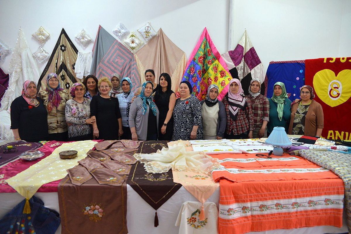 Yeşiltepe Belde Evi\'nde El Emeği Sergisi