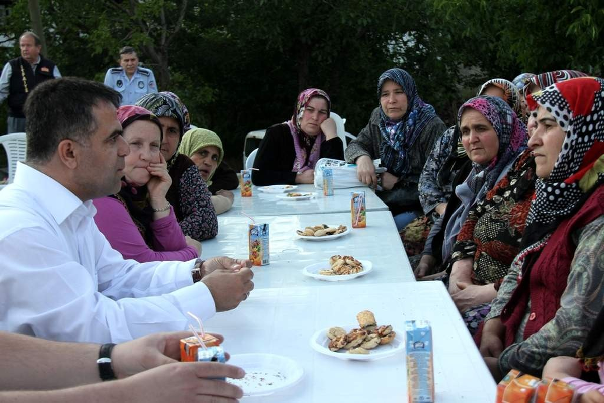 Başkan Aksoy, Mahalle Toplantılarını Sürdürüyor