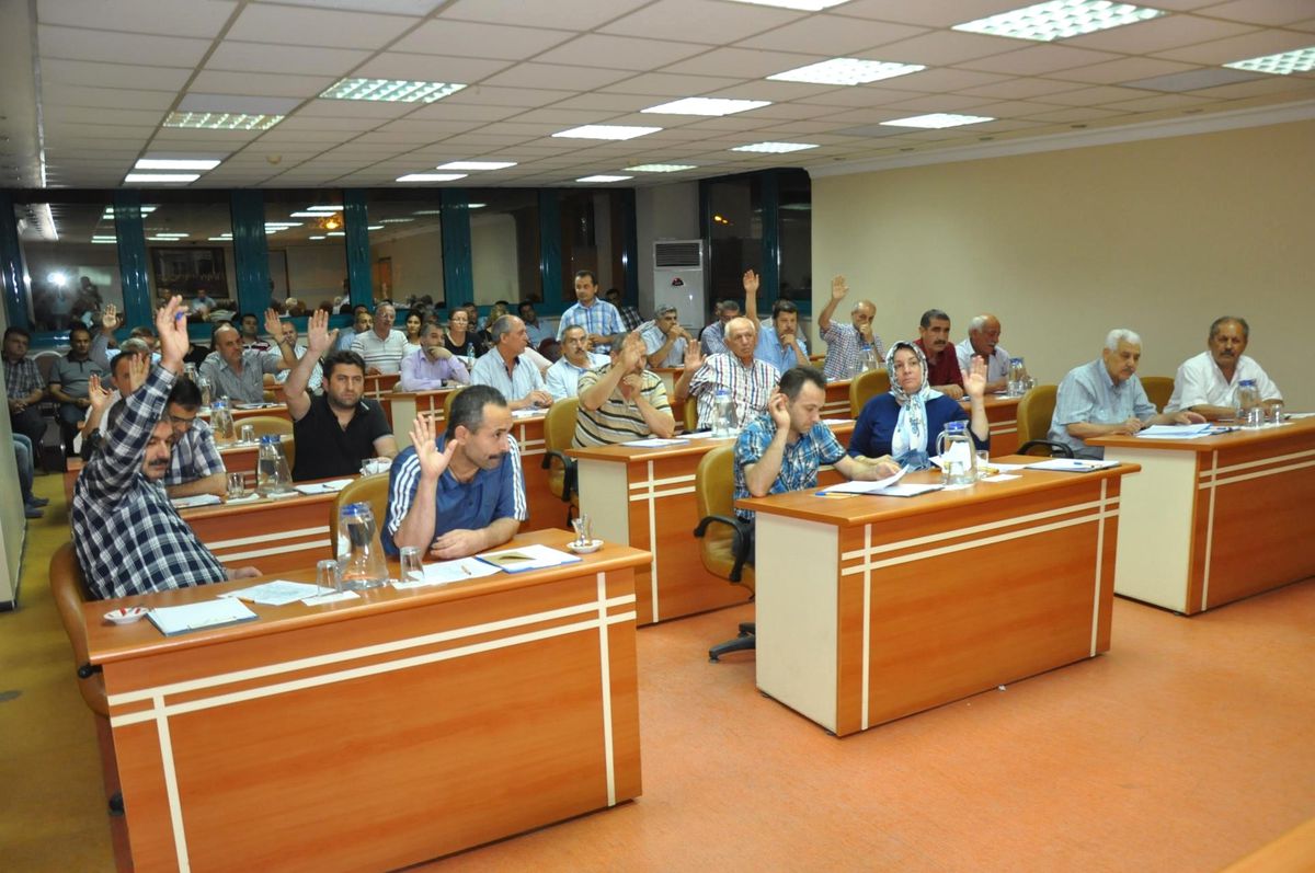 Belediye Meclis Toplantısı Gergin Geçti