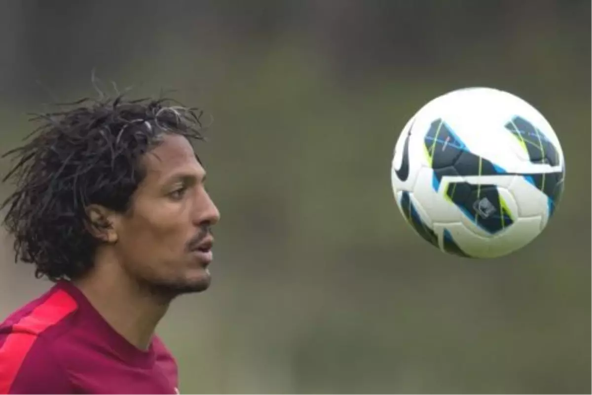 Fenerbahçe, Bruno Alves\'i 3 Yıllığına Transfer Etti